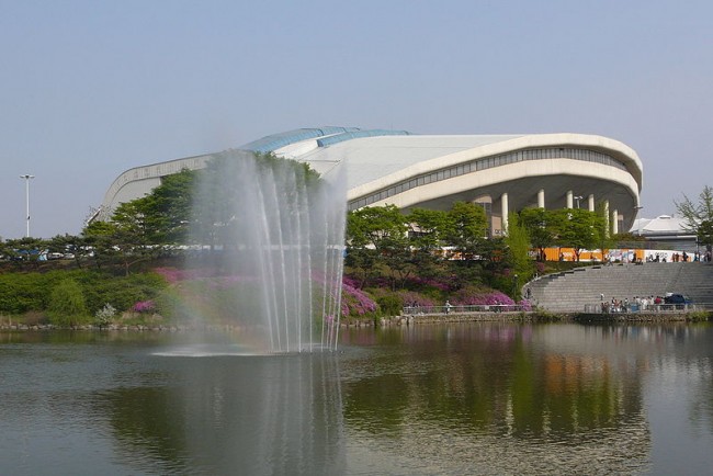 800px-Seoul_Olympic_Swimming_Pool